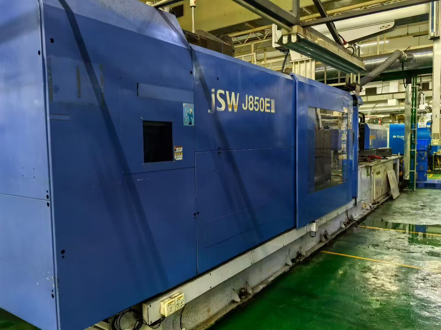 injection molding machine