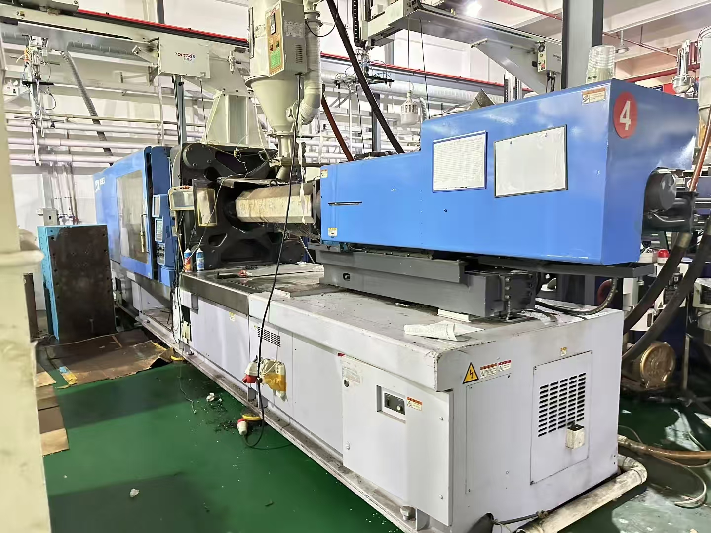 injection molding machine