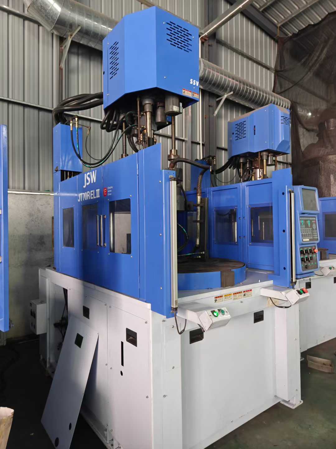 injection molding machine