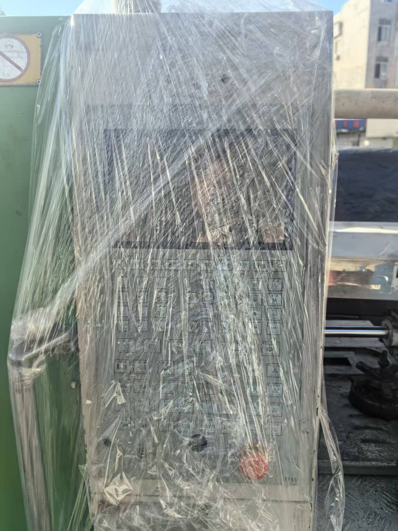 injection molding machine