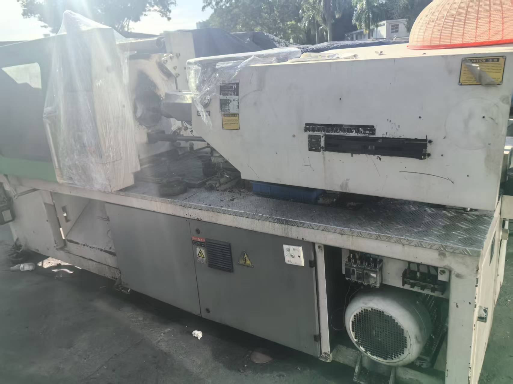 injection molding machine