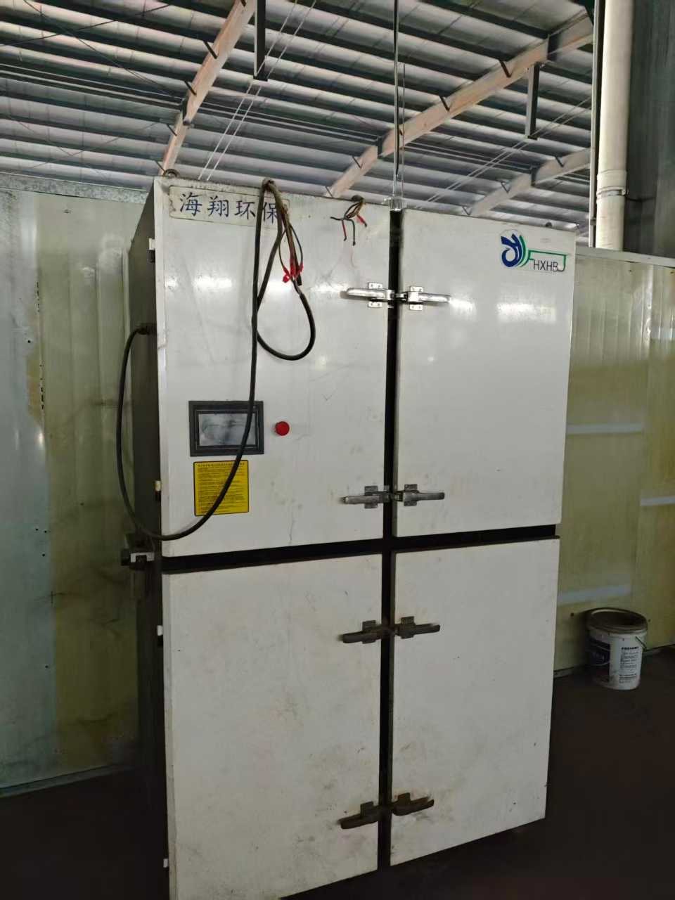 laser cutting machine