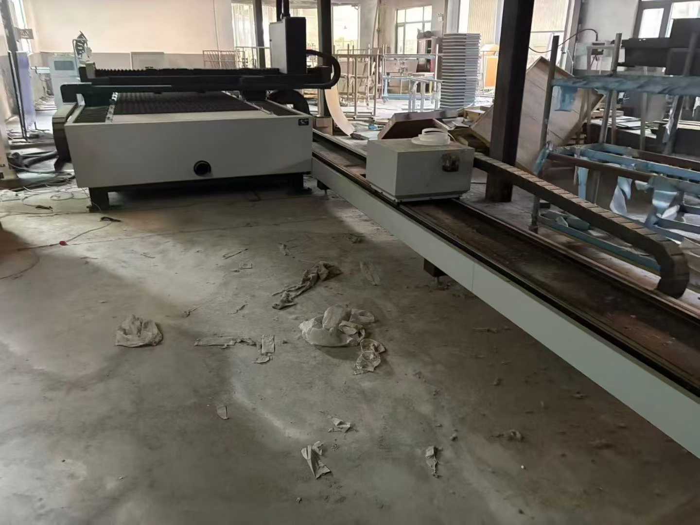 laser cutting machine