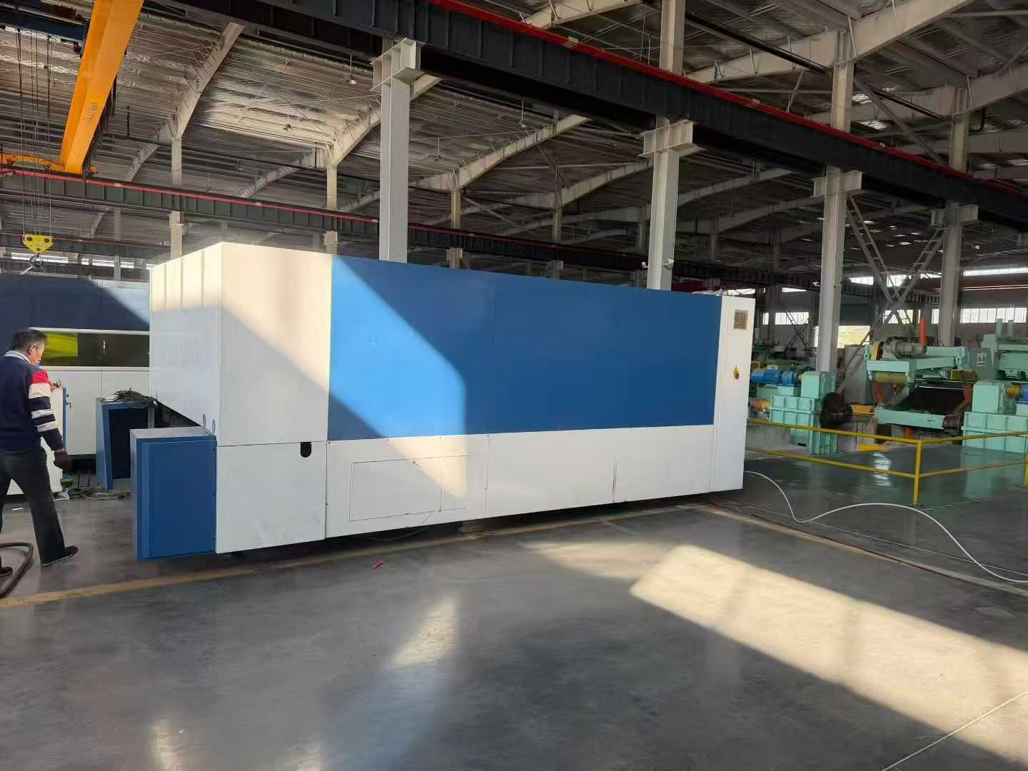 laser cutting machine