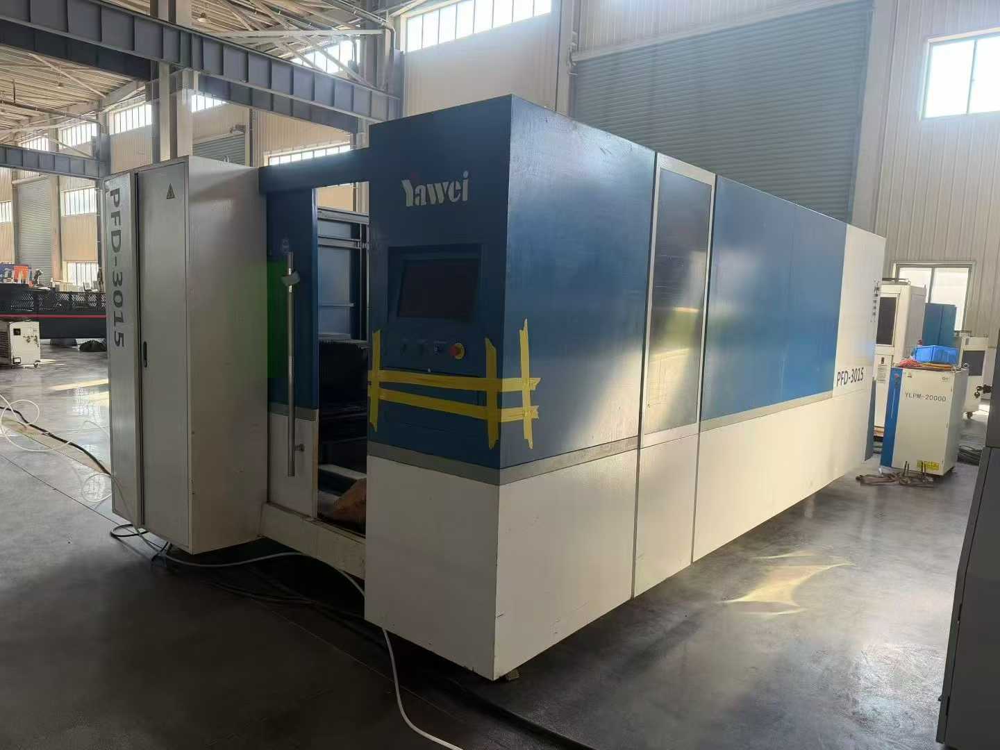 laser cutting machine