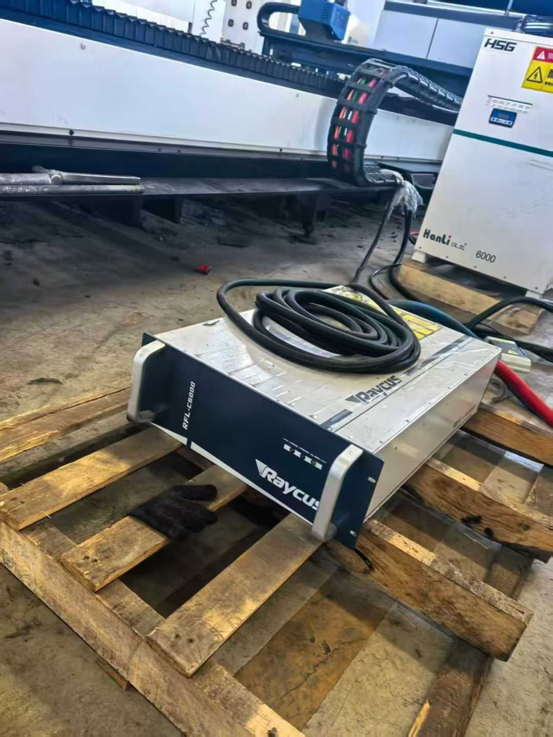 laser cutting machine