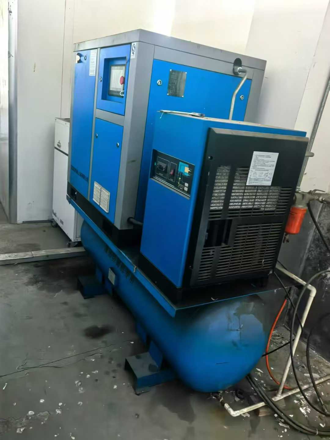 laser cutting machine