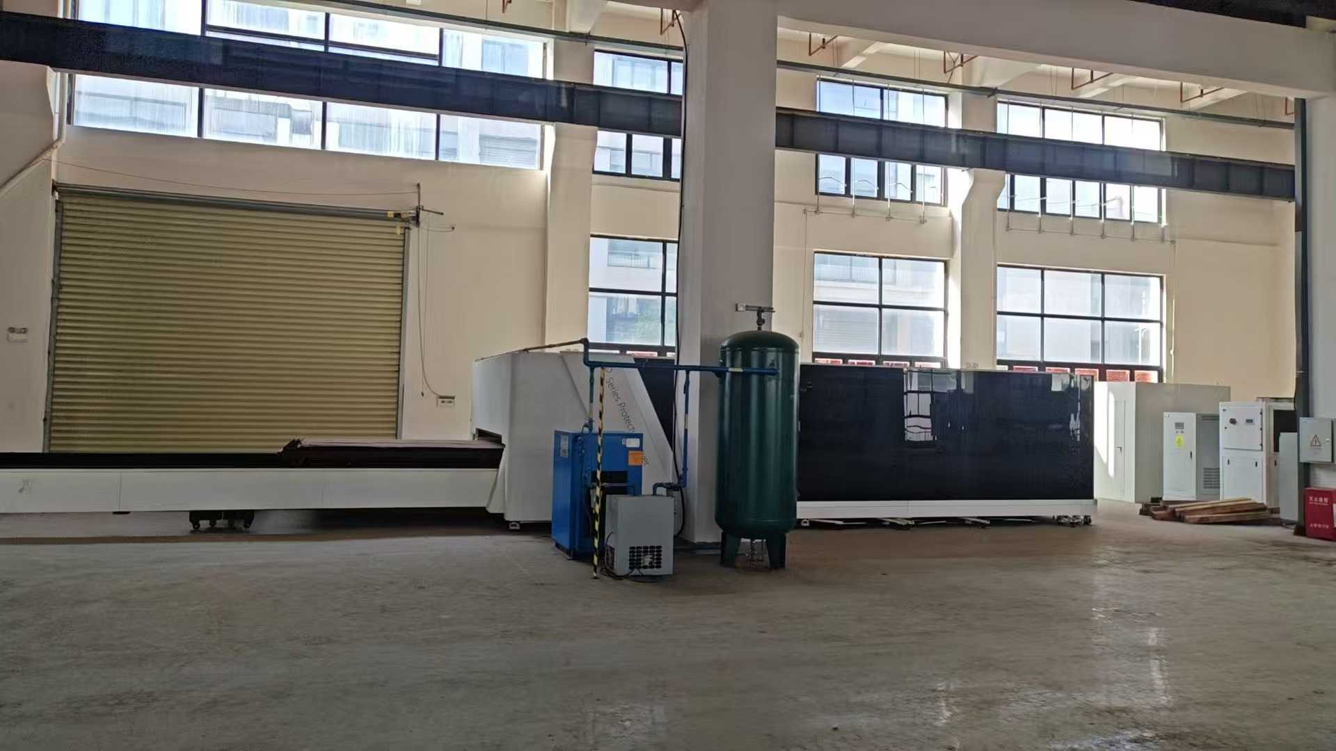 laser cutting machine