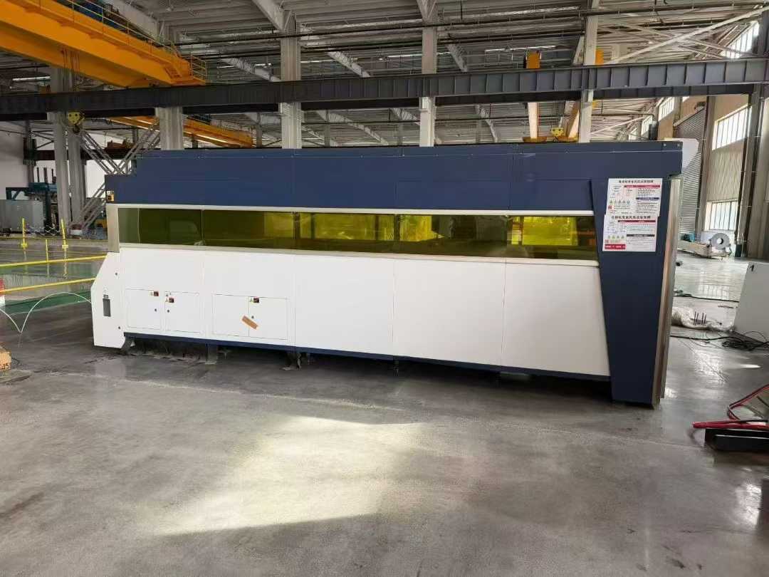 laser cutting machine