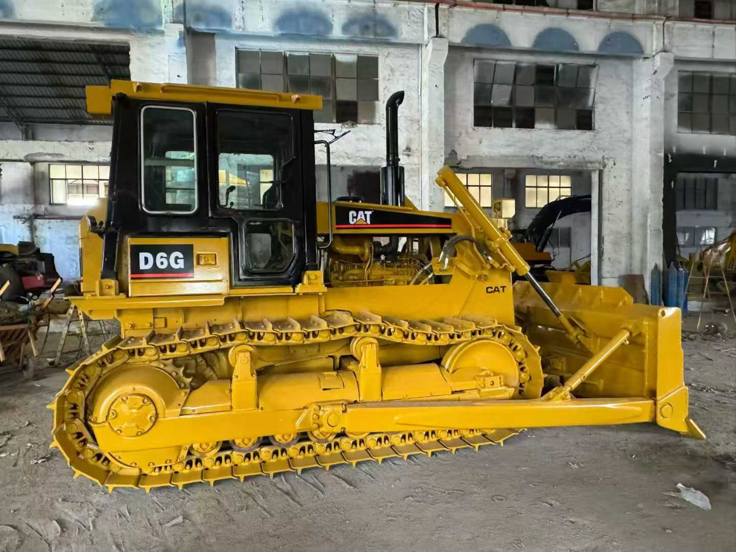 Original imported CATD6G bulldozer, boutique car condition, welcome to call for consultation and cooperation