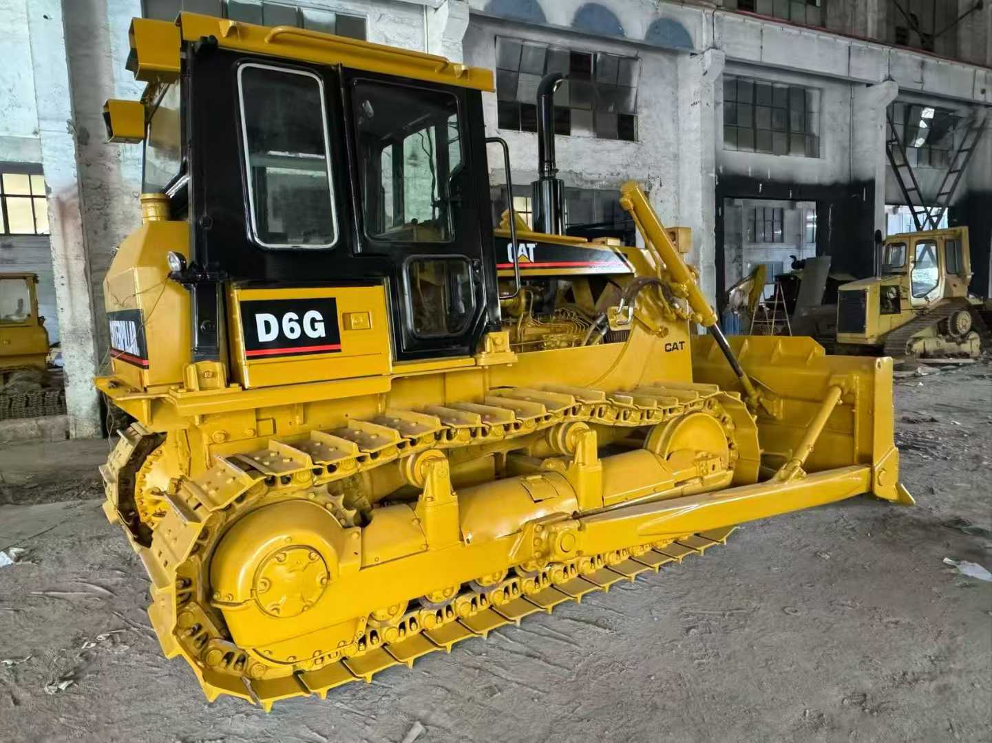 Original imported CATD6G bulldozer, boutique car condition, welcome to call for consultation and cooperation
