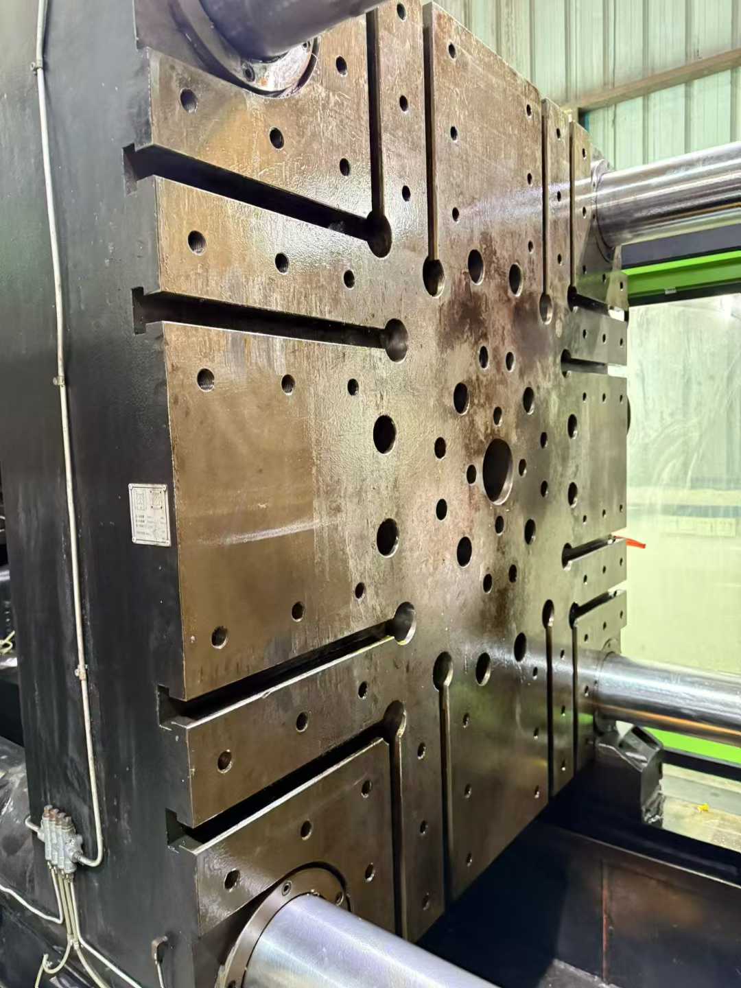 Injection molding machine.