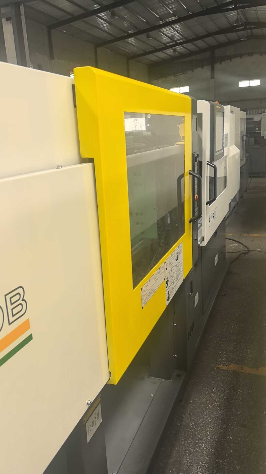 Injection molding machine.