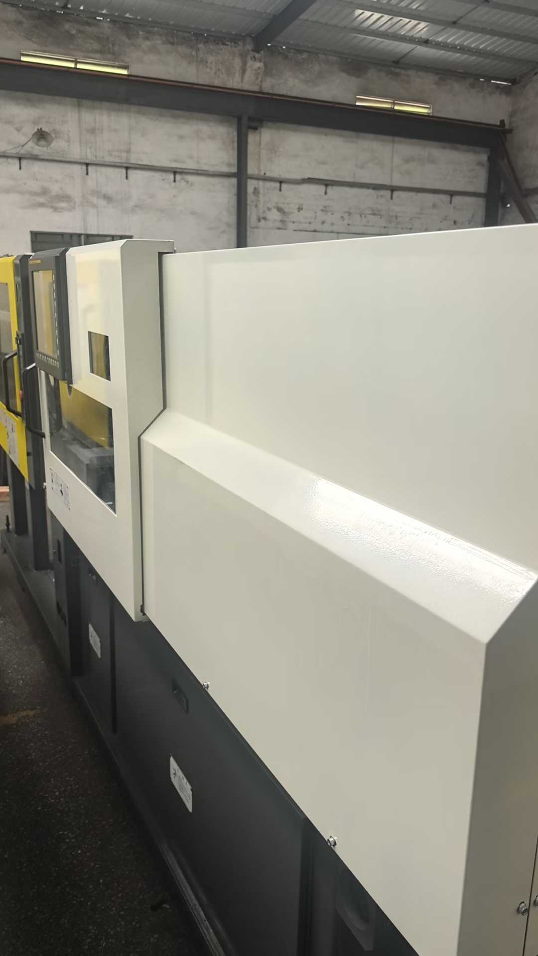 Injection molding machine.