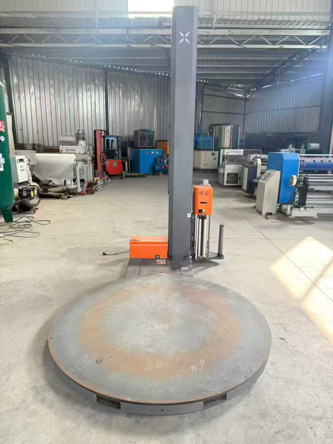 Large turntable packing machine.