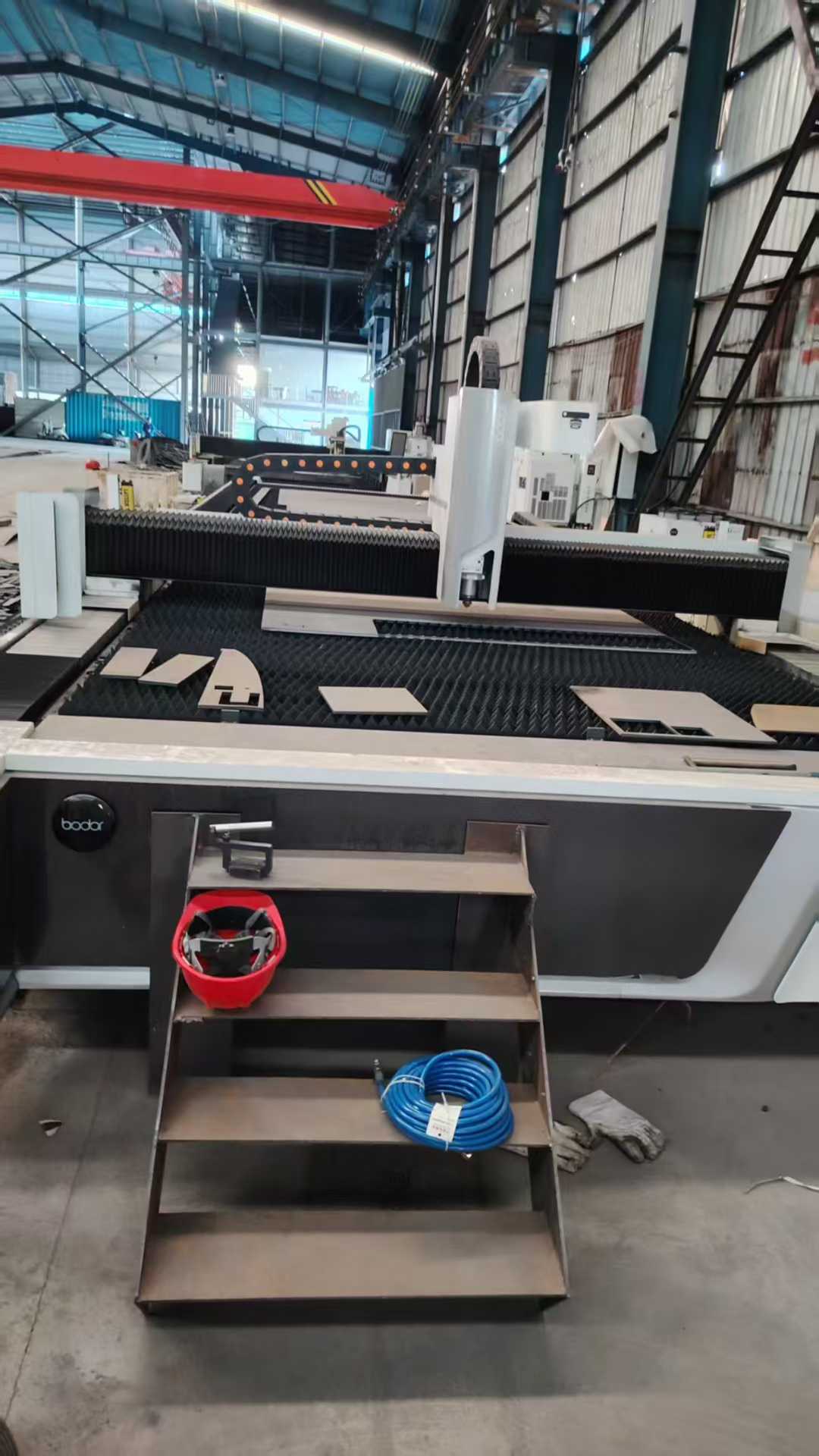 Laser cutting machine.