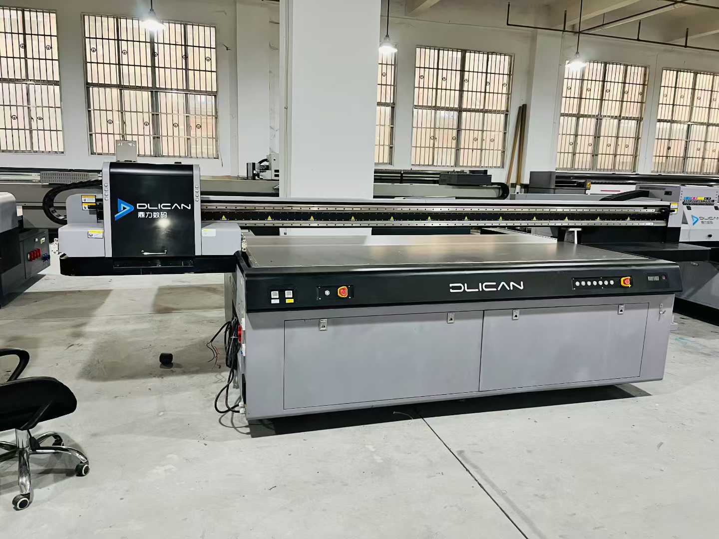 Advertising equipment