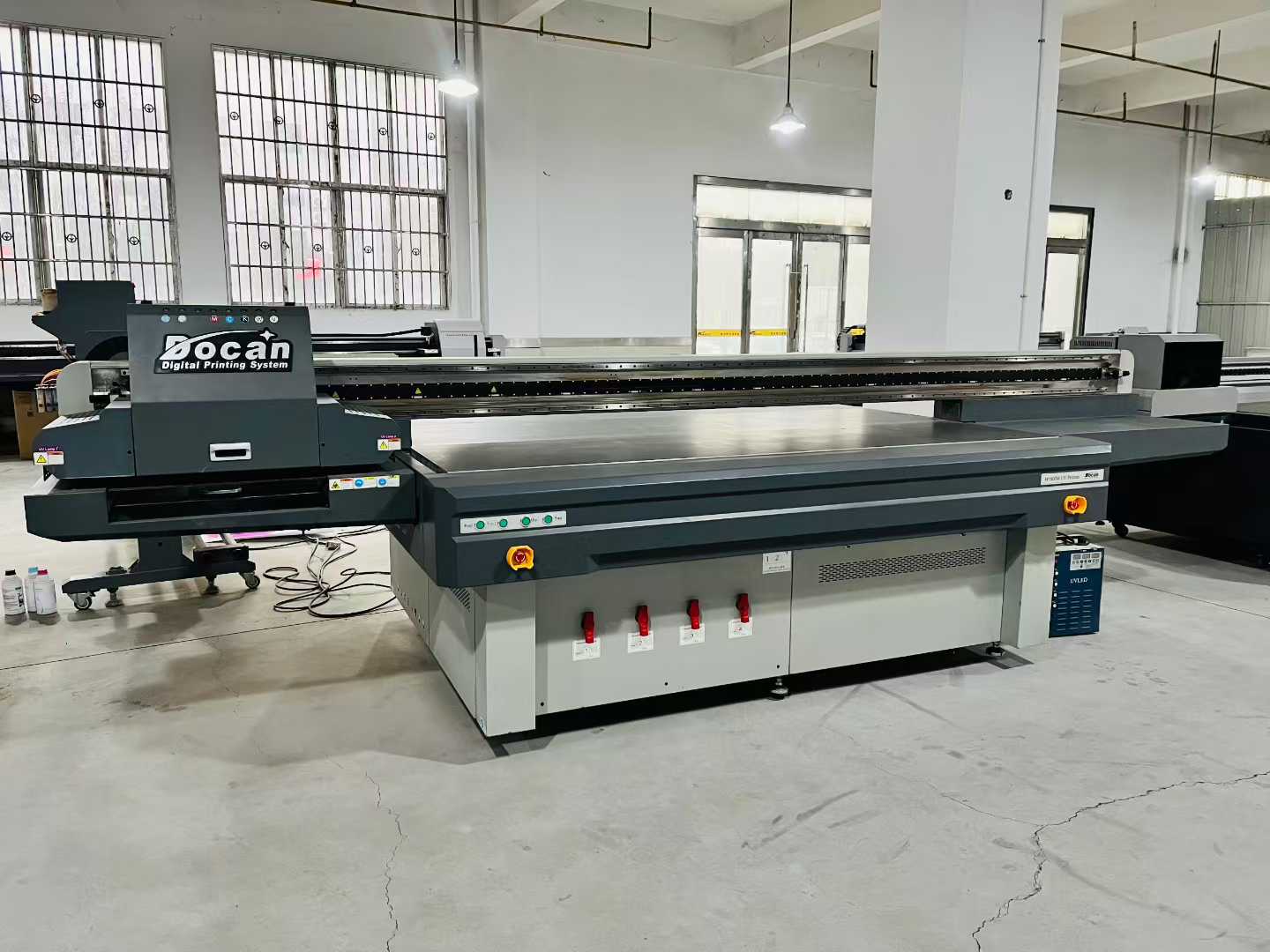 Advertising equipment