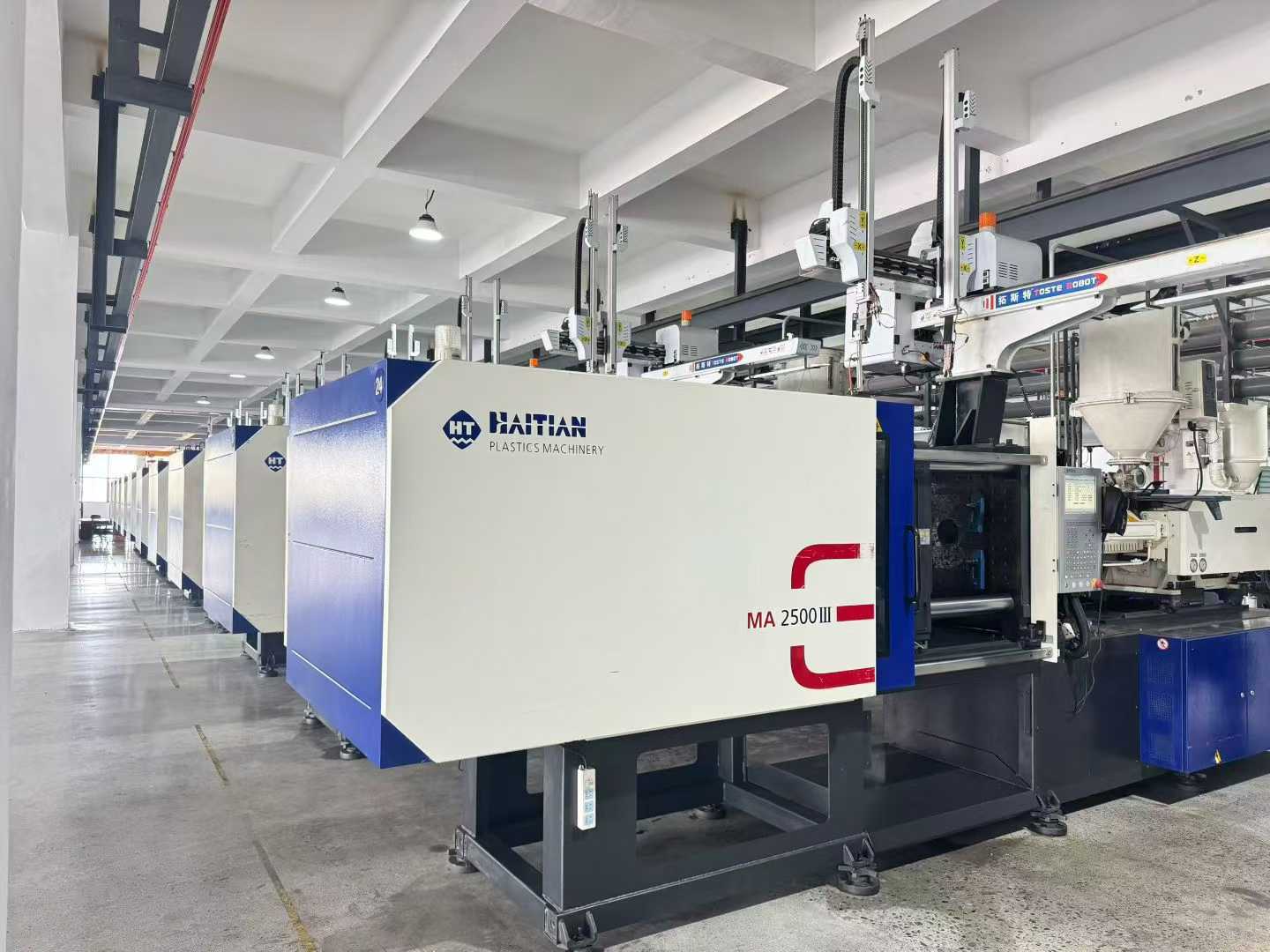 Injection molding machine.