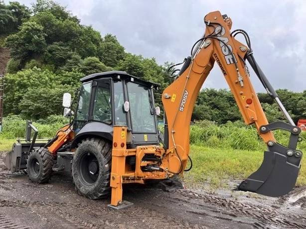 CASE 570SV