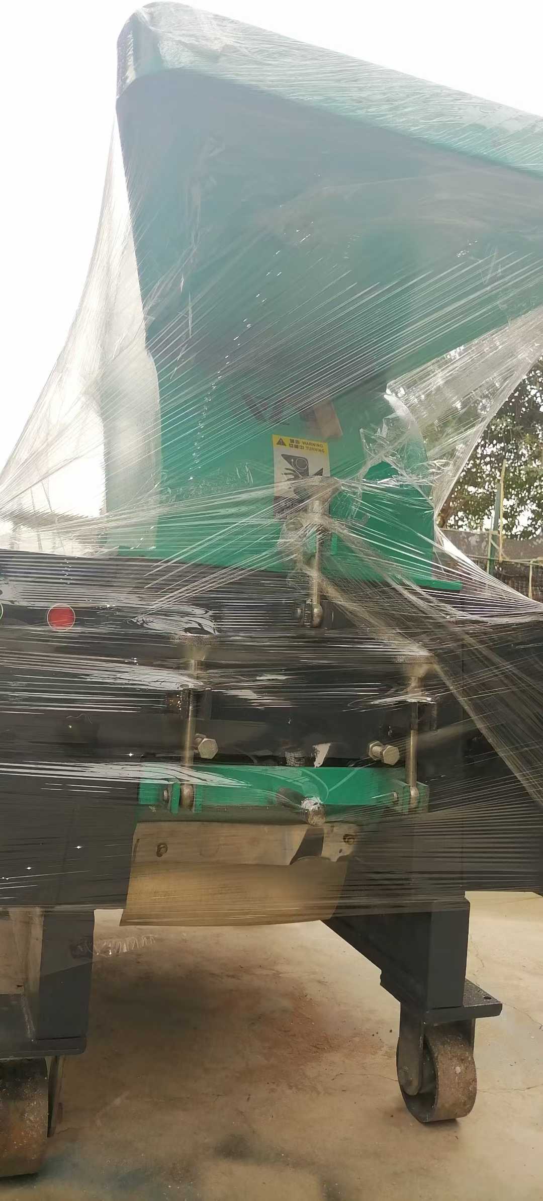 300/400 Strong Silent Crusher