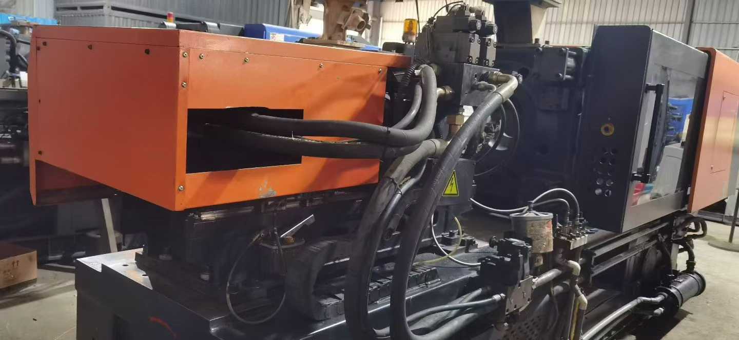 Injection molding machine.