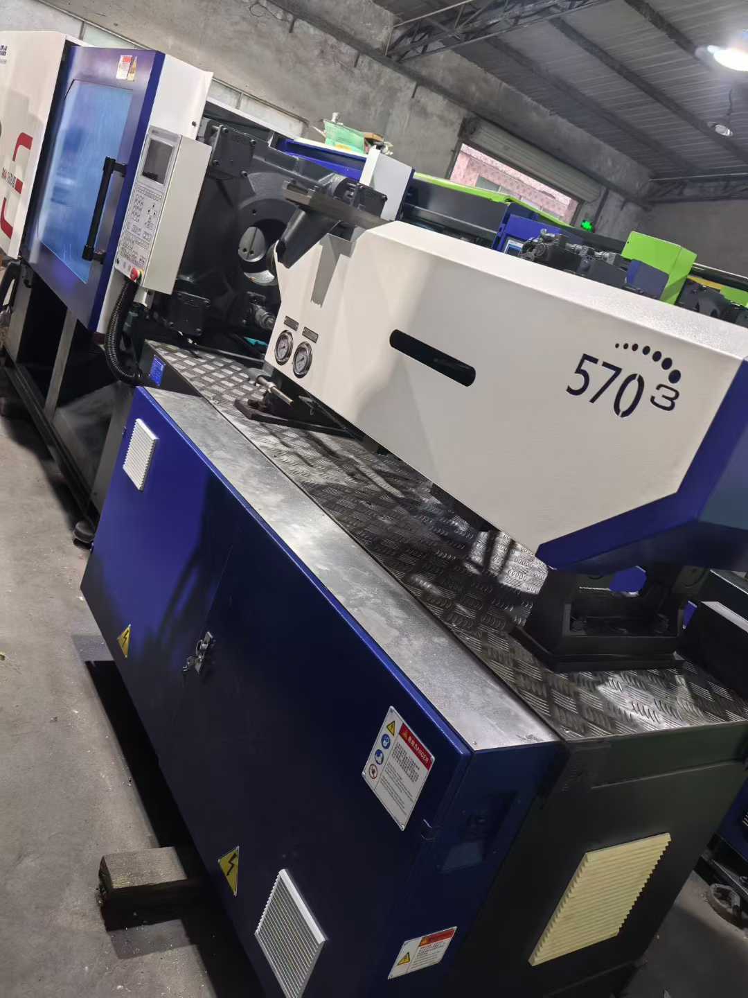 Injection molding machine.