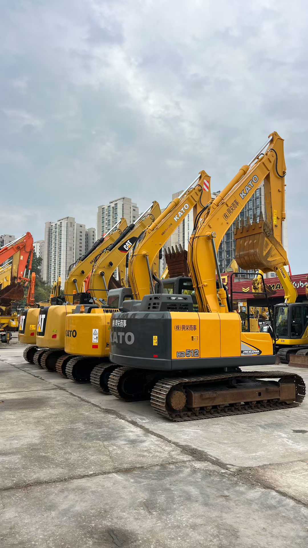 12 tons. Carter excavator.