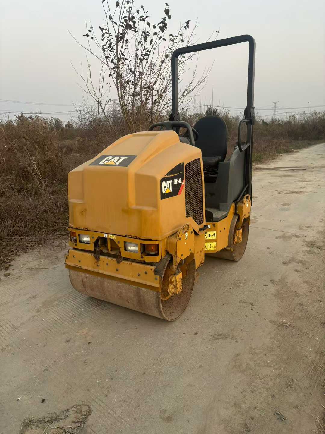 Caterpillar CB14B Double Zone Double Vibration. Original Import Machine