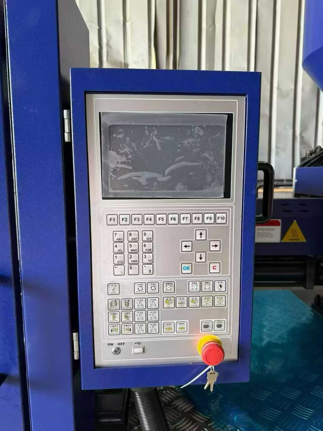 KONZA 170 ton injection molding machine, a brand new machine