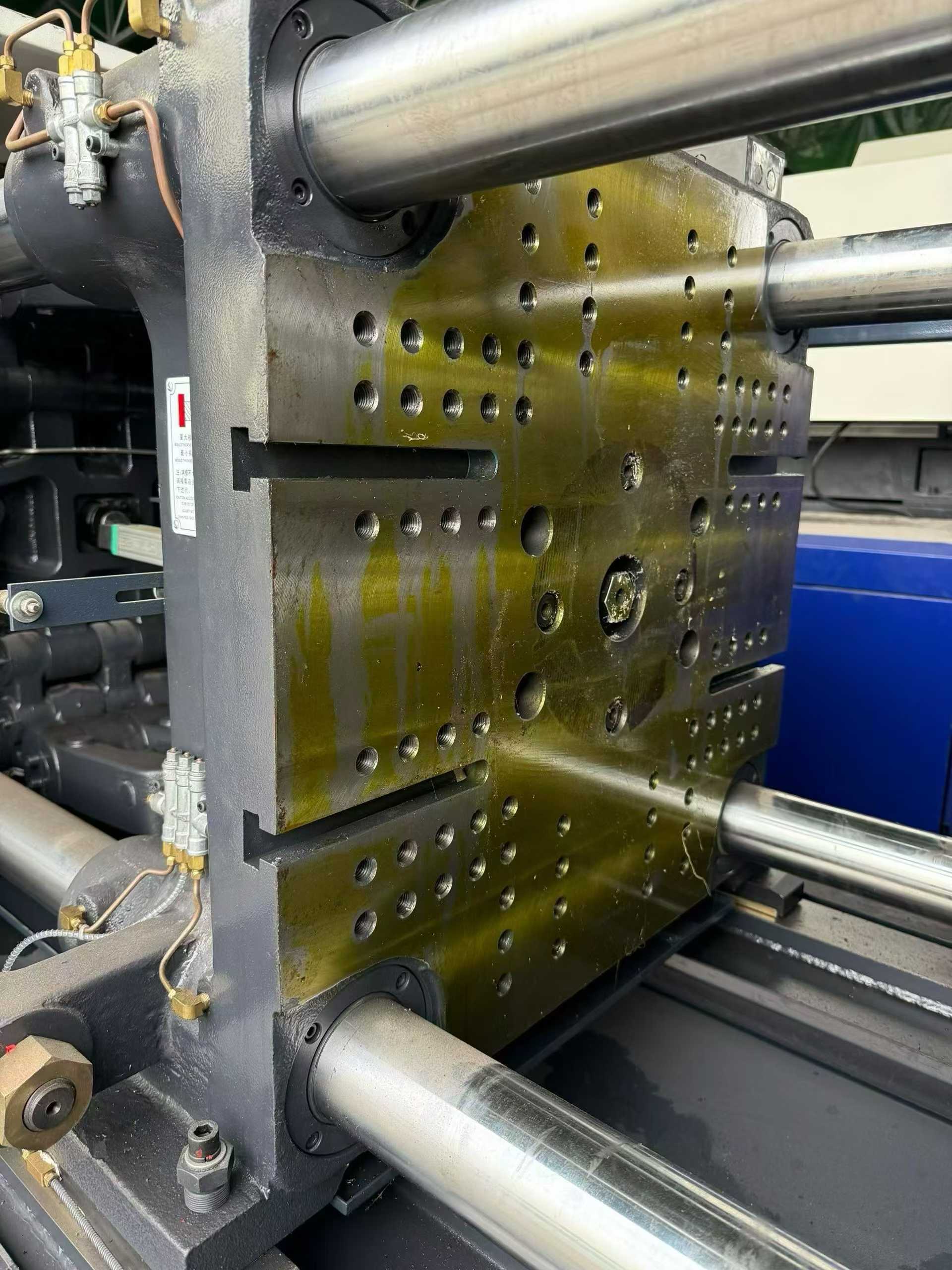 Brand new KONZA 170-ton 5th-generation machine, 10 units in stock.