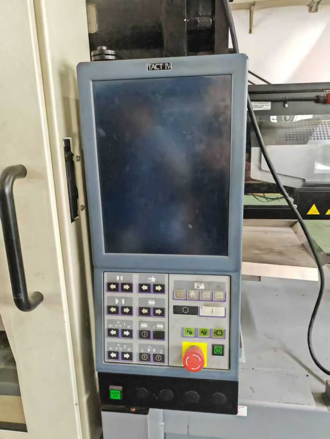 Nissin 220 tons: firing rate of 270, screw diameter of 45, operational hours of 5180.