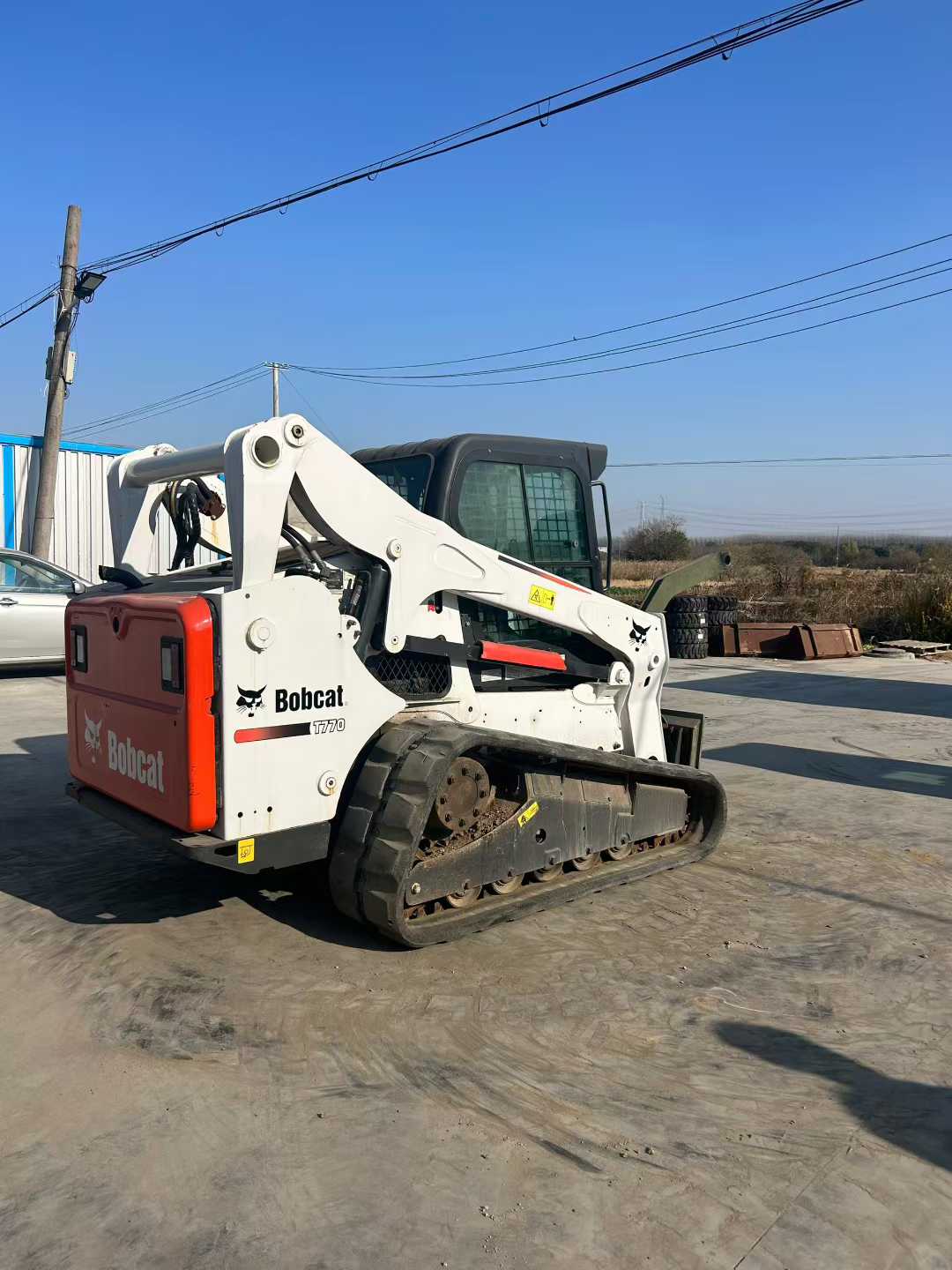 Lynx T770 tracked skid-steer loader.