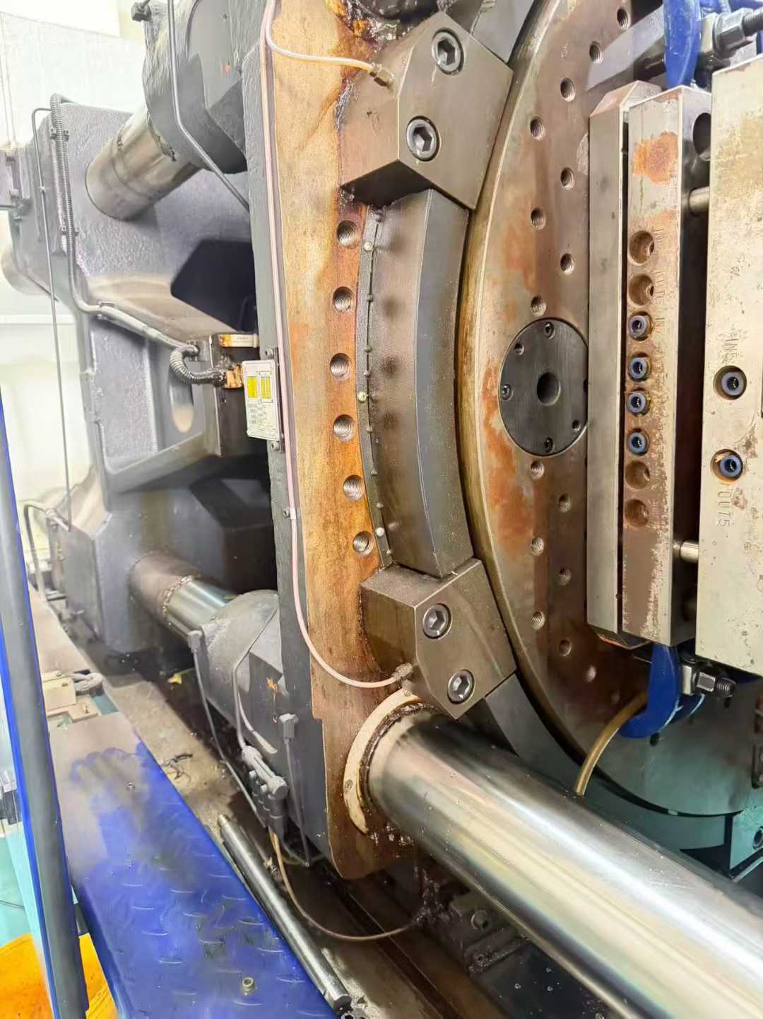 2021 Haitian 360T Dual Color Injection Molding Machine