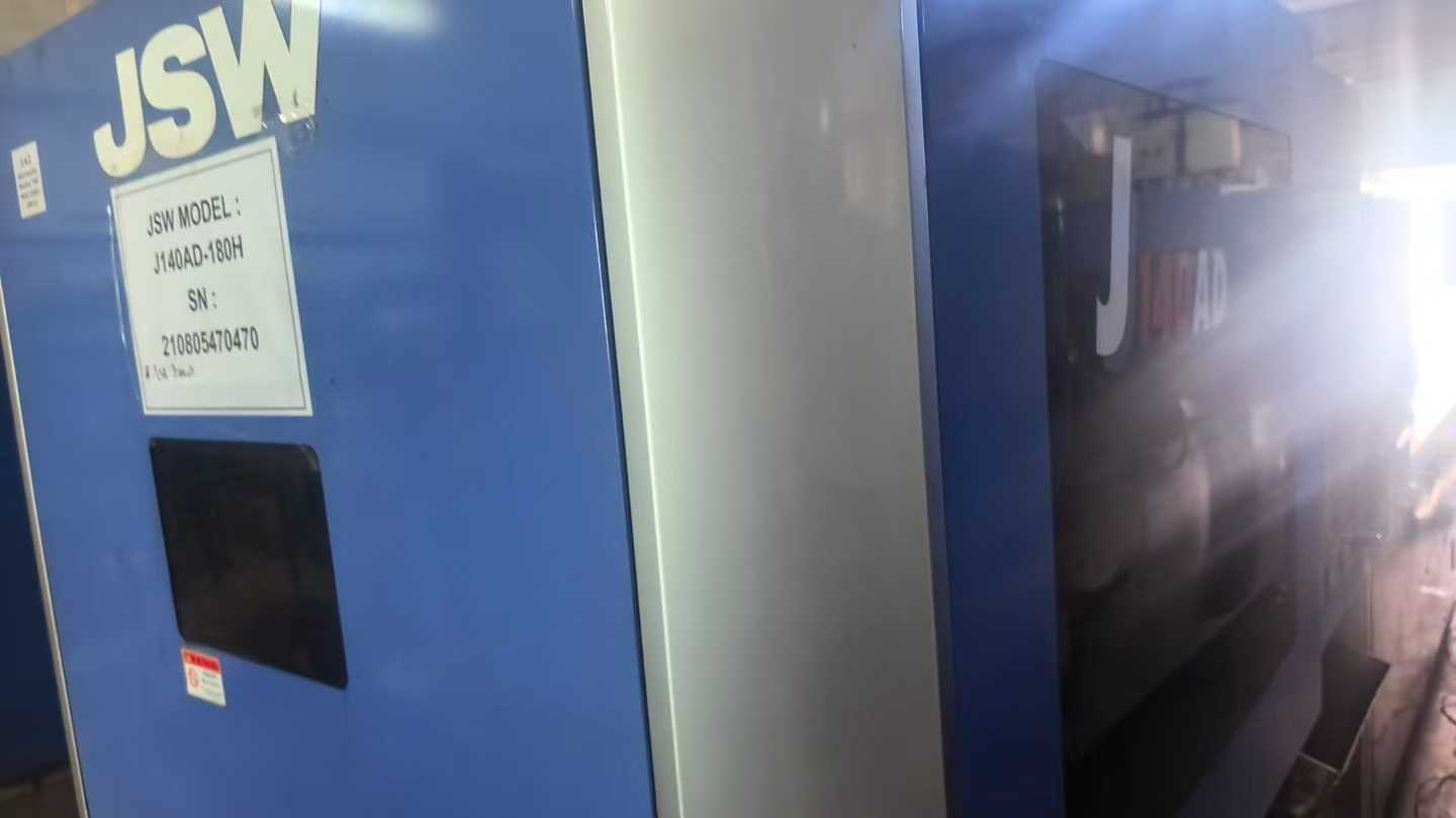 Injection molding machine.