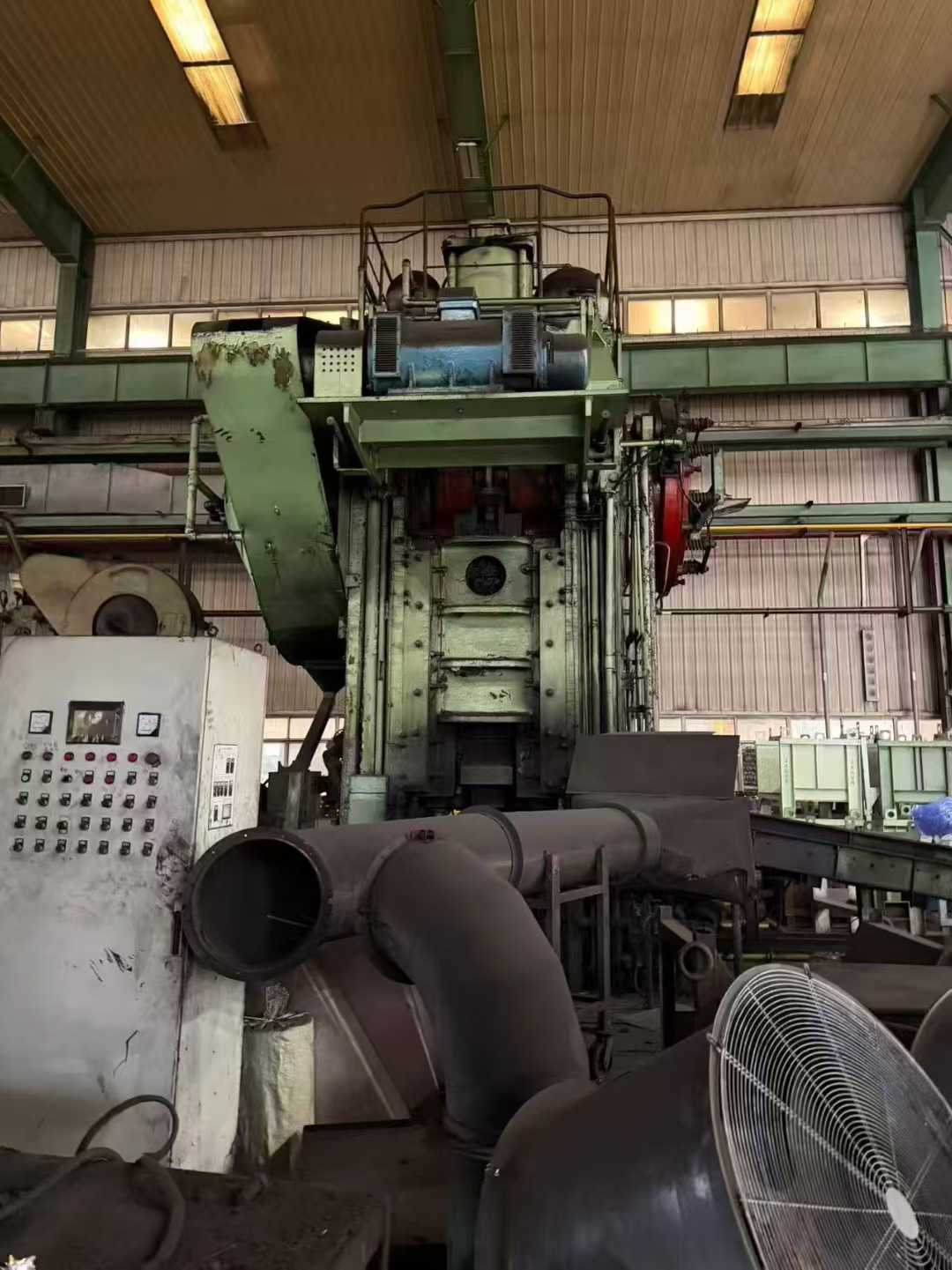 2,500 tons of hot die forging.