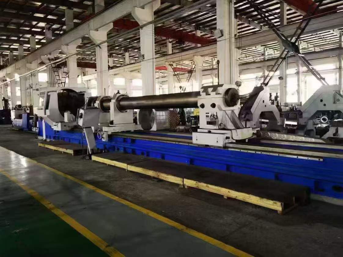 Starfire 1m x 4m CNC deep hole boring machine.