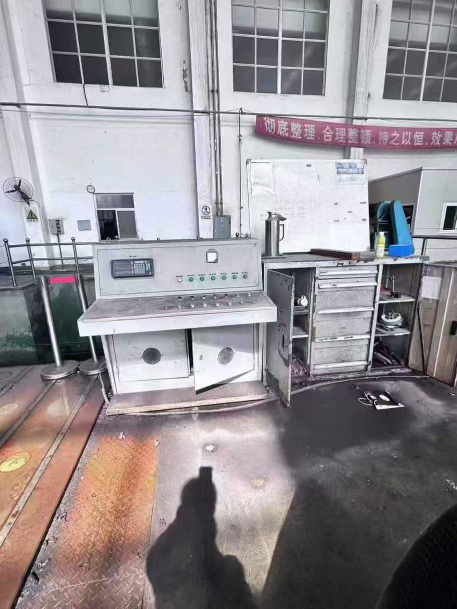 Landing lathe and milling machine.