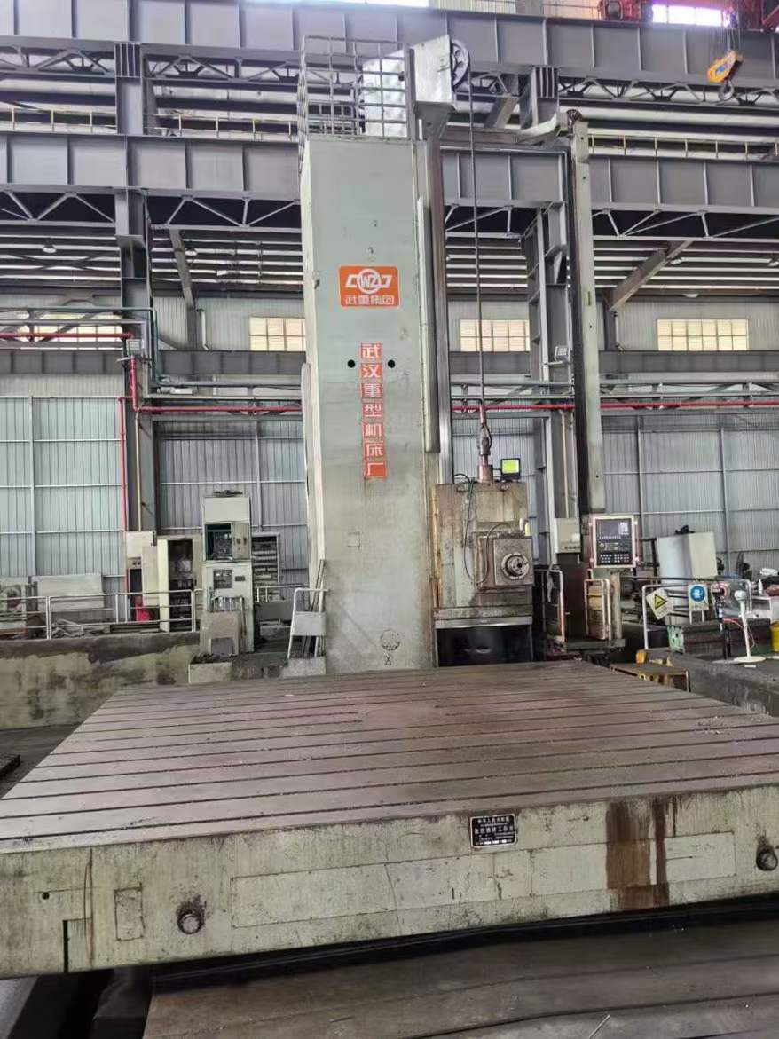 Wu Zhong Tk6926 floor-type boring and milling machine, 2 units, travel range of 6 meters x 16 meters, return table of 4 meters, 5.6 meters.