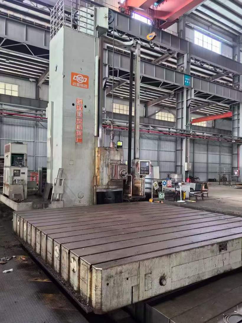 Wu Zhong Tk6926 floor-type boring and milling machine, 2 units, travel range of 6 meters x 16 meters, return table of 4 meters, 5.6 meters.