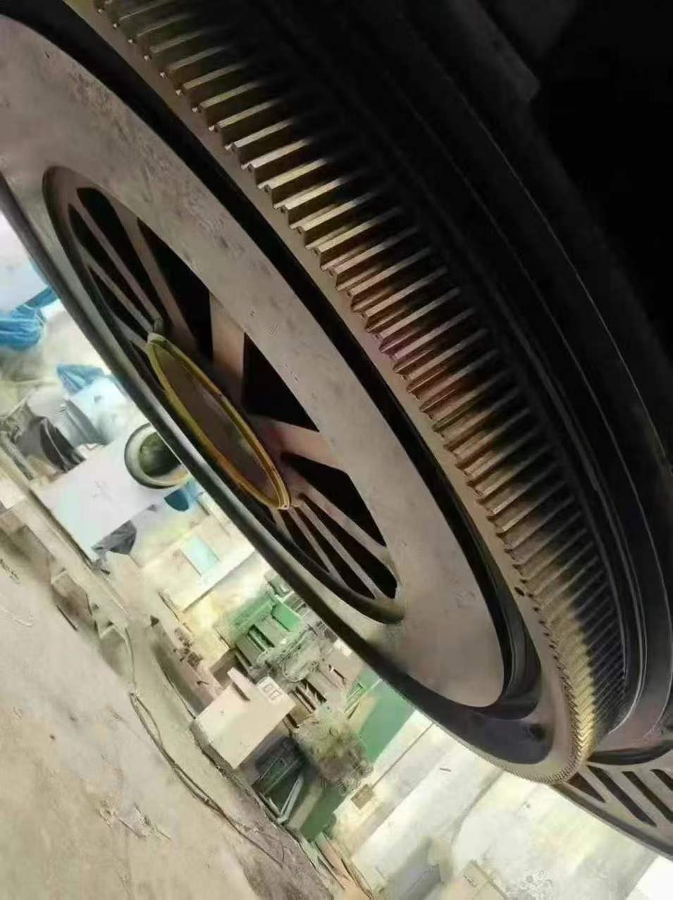 Romanian 5.5-meter CNC lathe-milling machine, height 4 meters, chuck 4.7 meters, load capacity 100 tons.