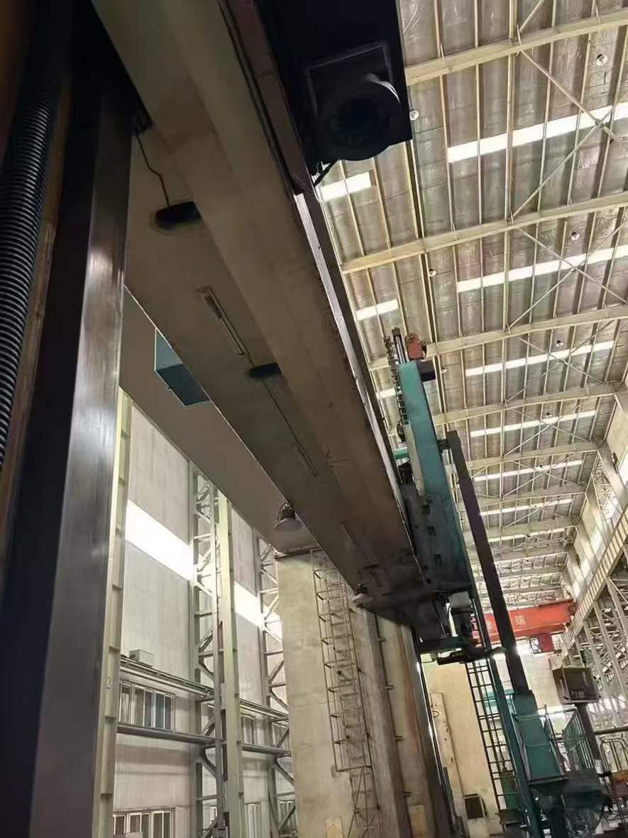 Wuhan Heavy 12.5-meter CNC Carving and Milling Composite Processing Machine!