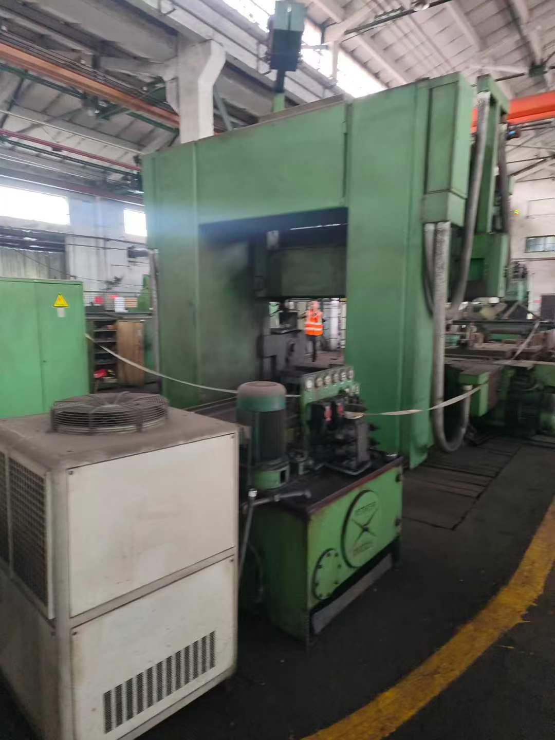 German 2m x 4m gantry milling machine.