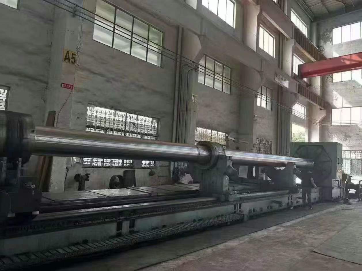 A 2-meter x 14-meter CNC horizontal lathe.