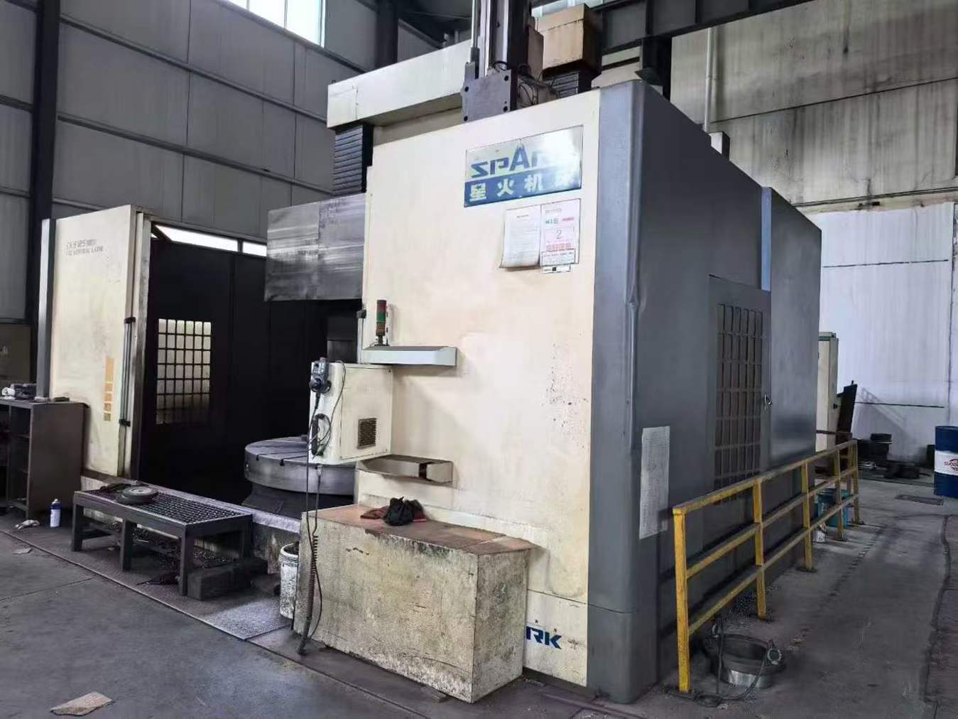 Xinghuo 2.5-meter original CNC high-speed lathe! Processing height of 2 meters! Load capacity of 16 tons! Rotation speed of 200 revolutions! Less frequently used in place! Self-weight of 57 tons!