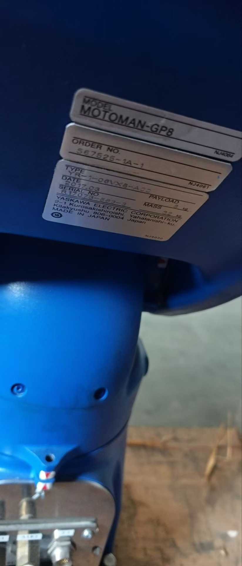 Yaskawa Small 6-axis GP8.