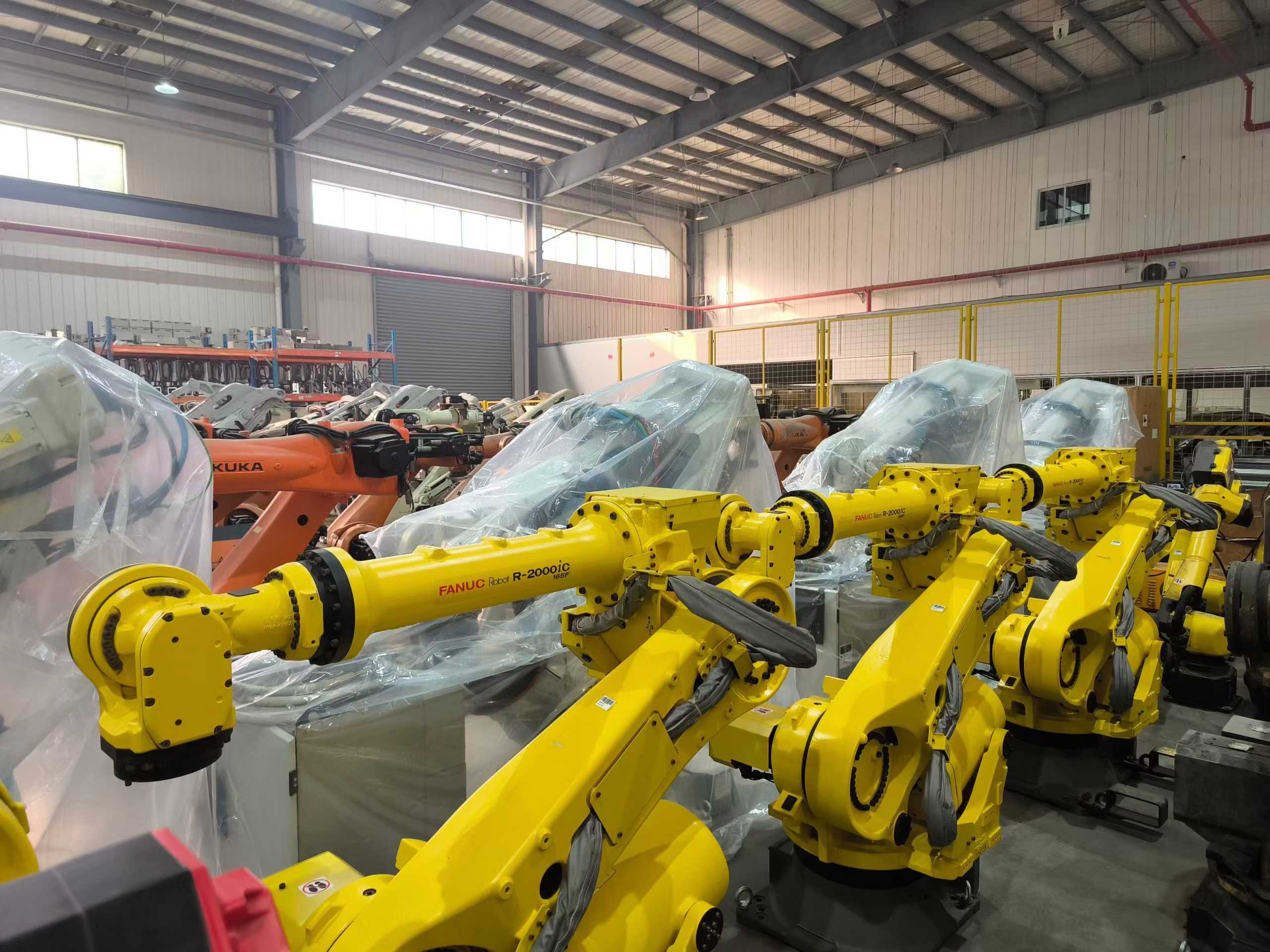 2000ic/165f Multiple units available in stock, 2020.