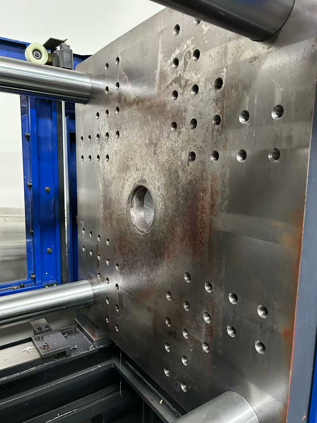 Haitian 300 pre-owned model.