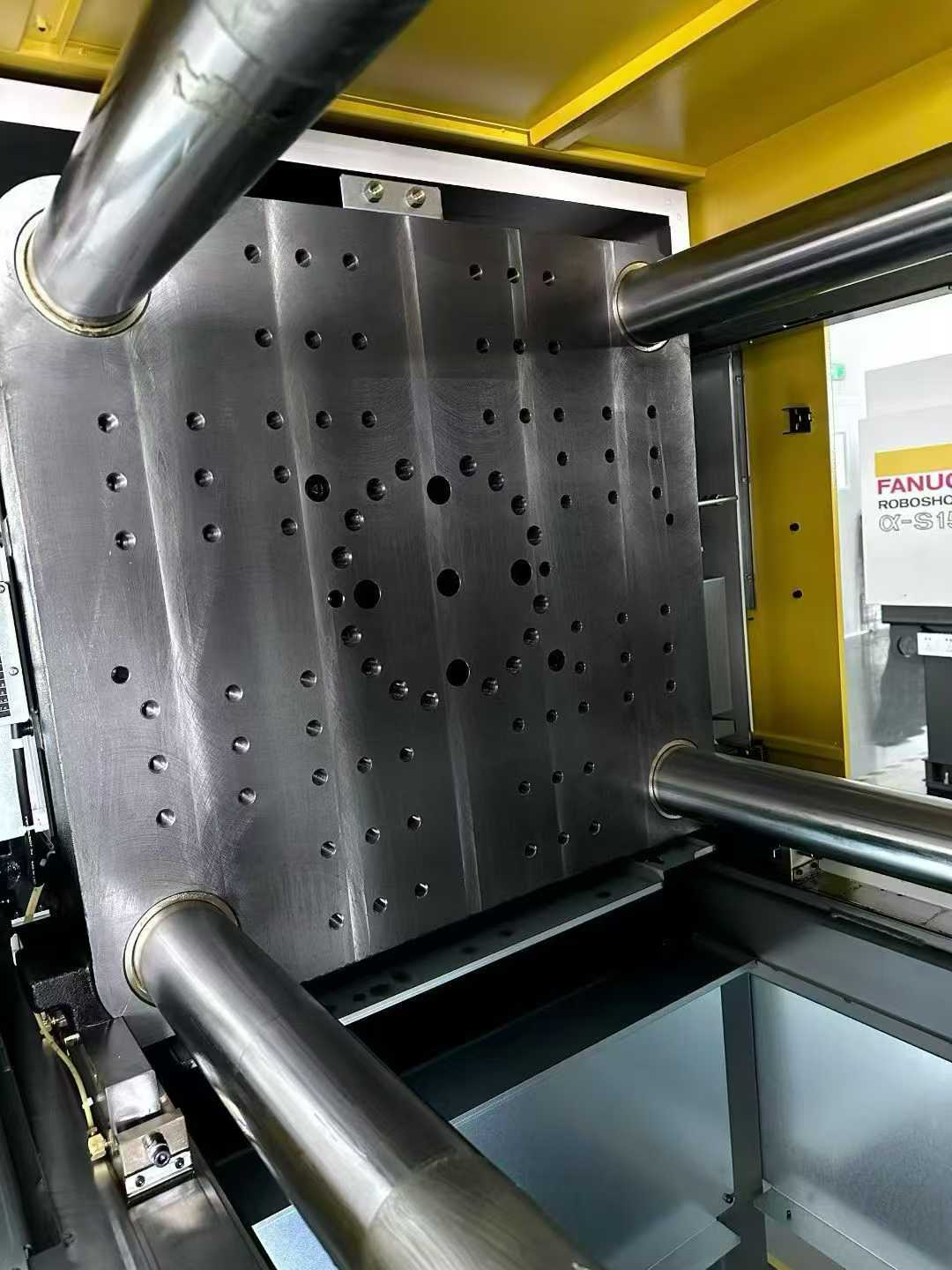 Almost new condition, FANUC 150iB.