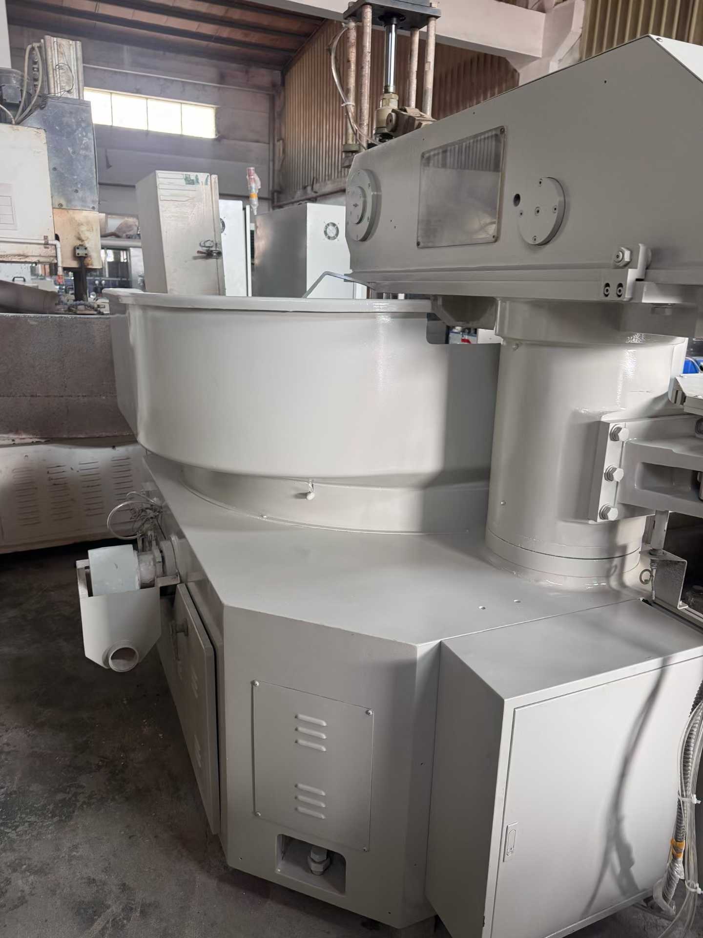 Produce a batch of single-sided items.